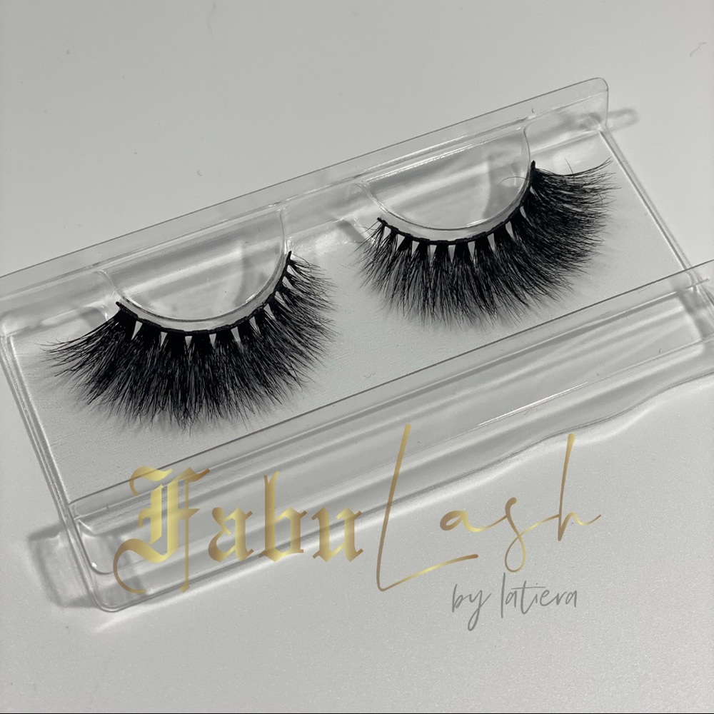 Introducing Fabulash! - Picture 2 of 2